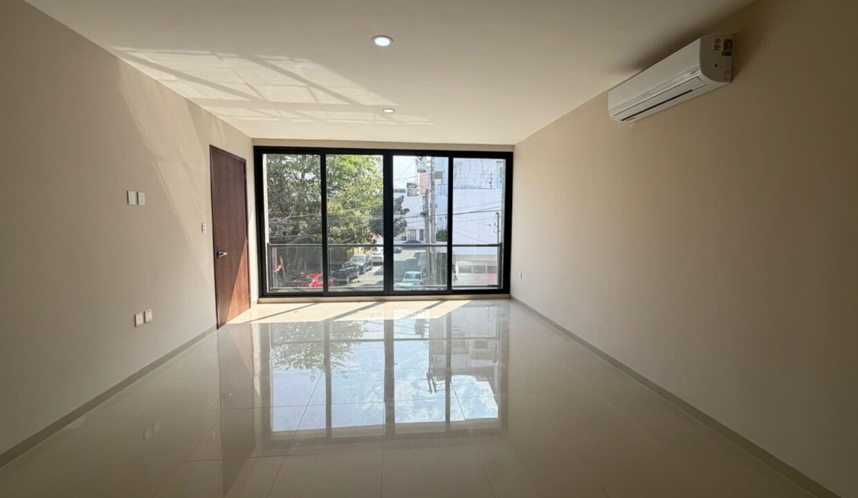 WhatsApp Image 2026-03-19 at 6.43.19 PM (6)